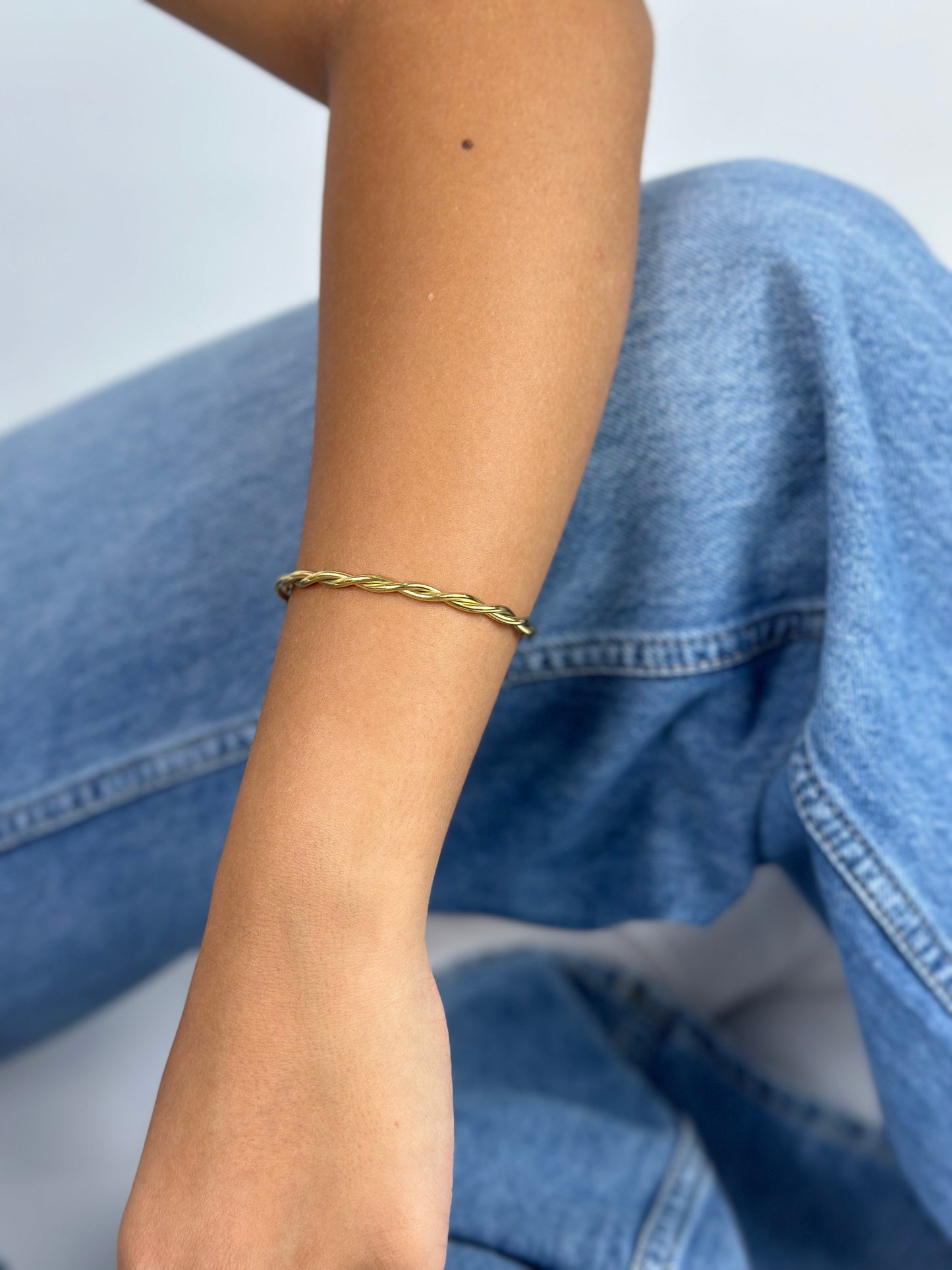 Twisted Spiral Gold