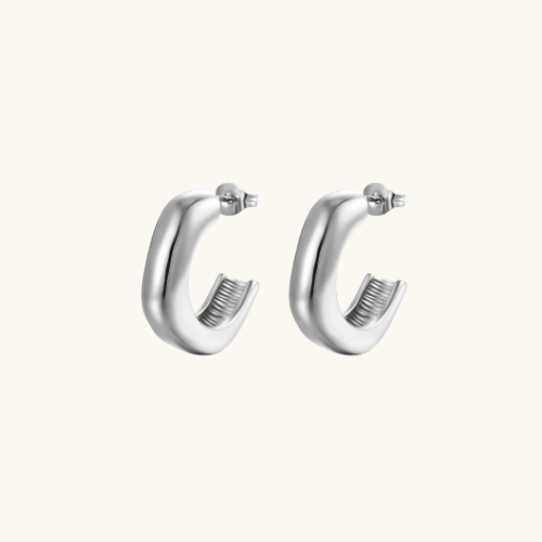 Bold Curve Hoops